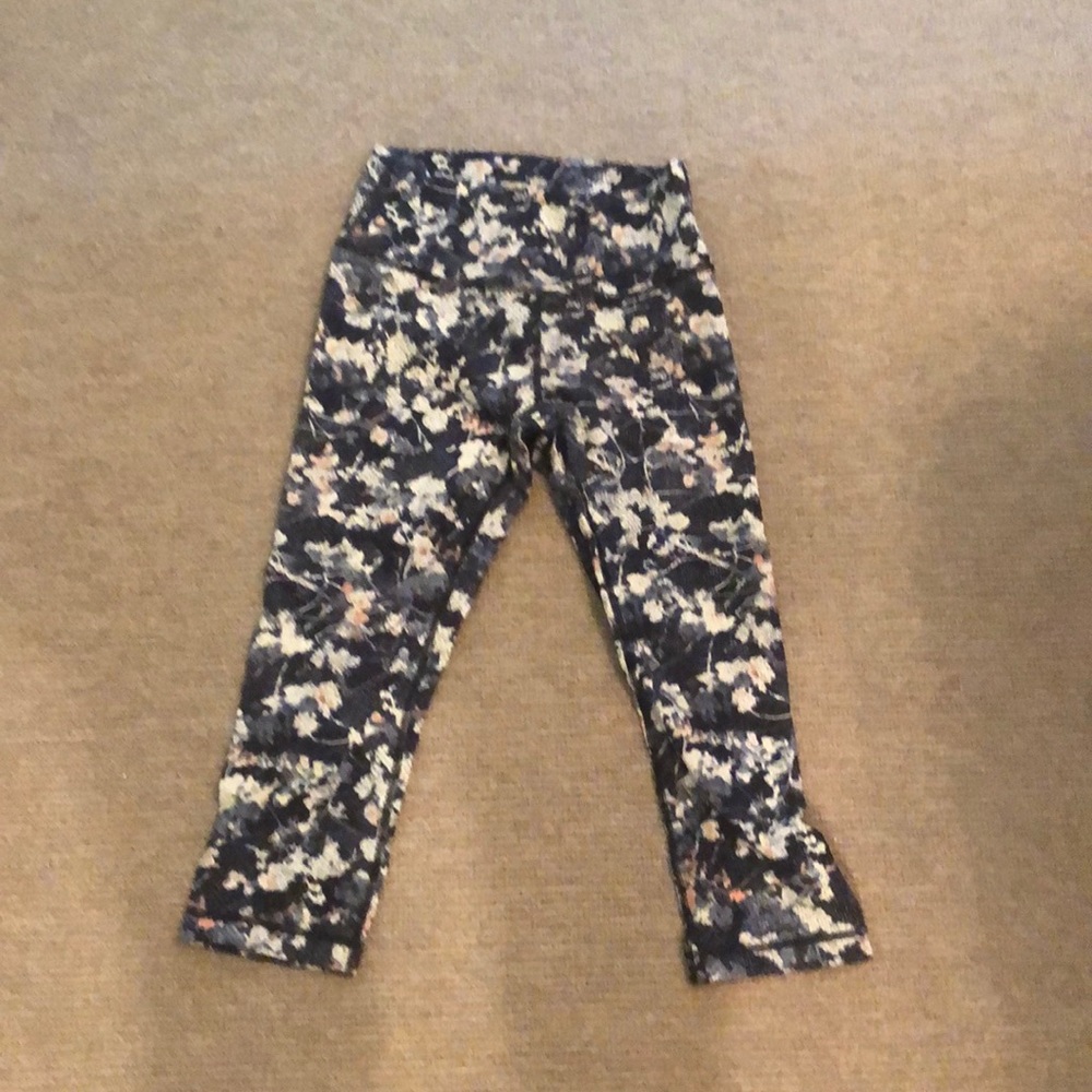 Lulu lemon Capri